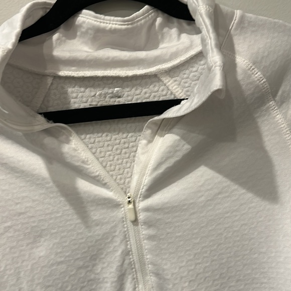 AVIA XL (-6-18) White Athletic Top - Picture 2 of 7